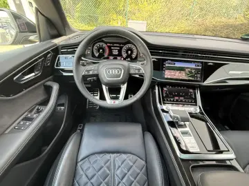 Audi Q8 60 3.0 TFSI B&O  23Z