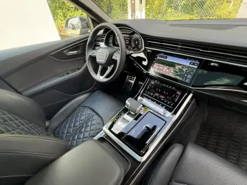 Audi Q8 60 3.0 TFSI B&O  23Z