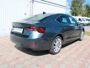 SKODA Octavia 2.0 TDI 110kW DSG STYLE PLUS