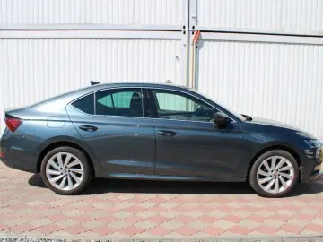 SKODA Octavia 2.0 TDI 110kW DSG STYLE PLUS