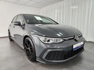 VW Golf GTD IQ.Light Stdhzg CarPlay Sitzhzg HUD h k