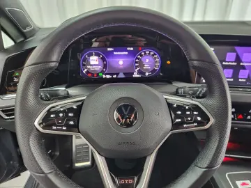 VW Golf GTD IQ.Light Stdhzg CarPlay Sitzhzg HUD h k