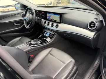 MERCEDES-BENZ E 220 d e Autom. Hybrid  Originalfarbe