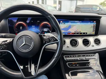 MERCEDES-BENZ E 220 d e Autom. Hybrid  Originalfarbe