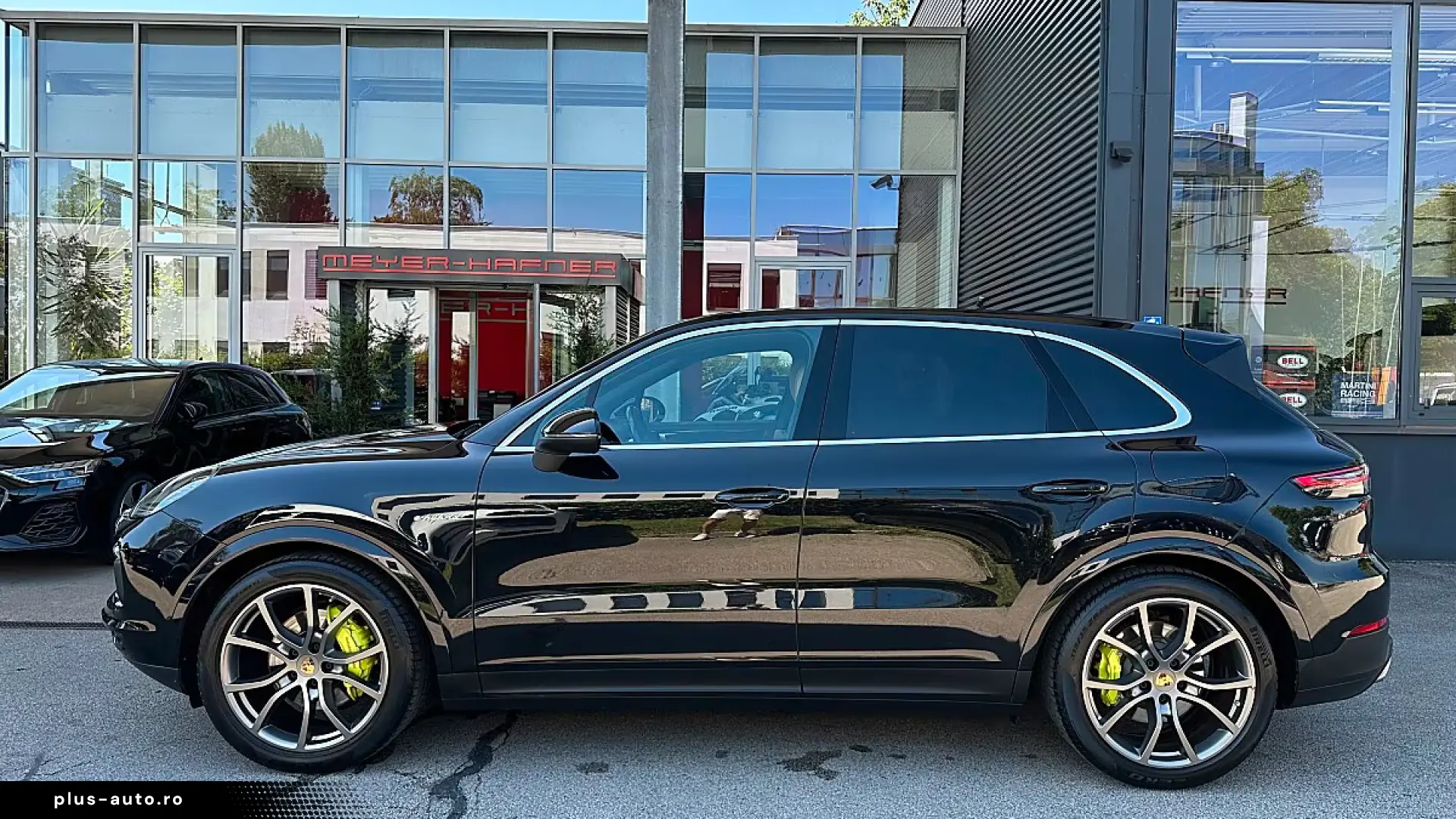 Porsche Cayenne E-Hybrid   Sport Chrono