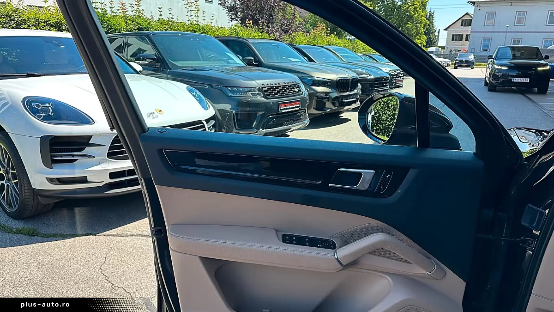 Porsche Cayenne E-Hybrid   Sport Chrono