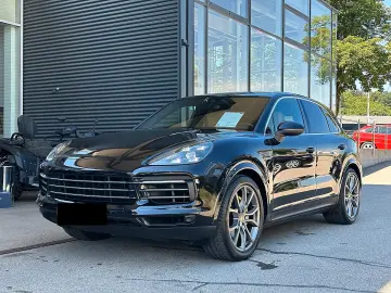 Porsche Cayenne E-Hybrid   Sport Chrono