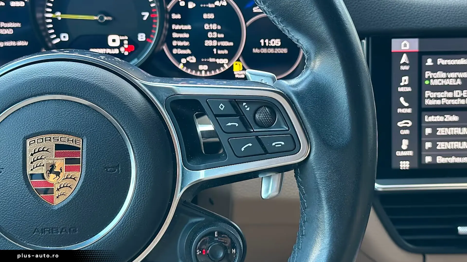 Porsche Cayenne E-Hybrid   Sport Chrono