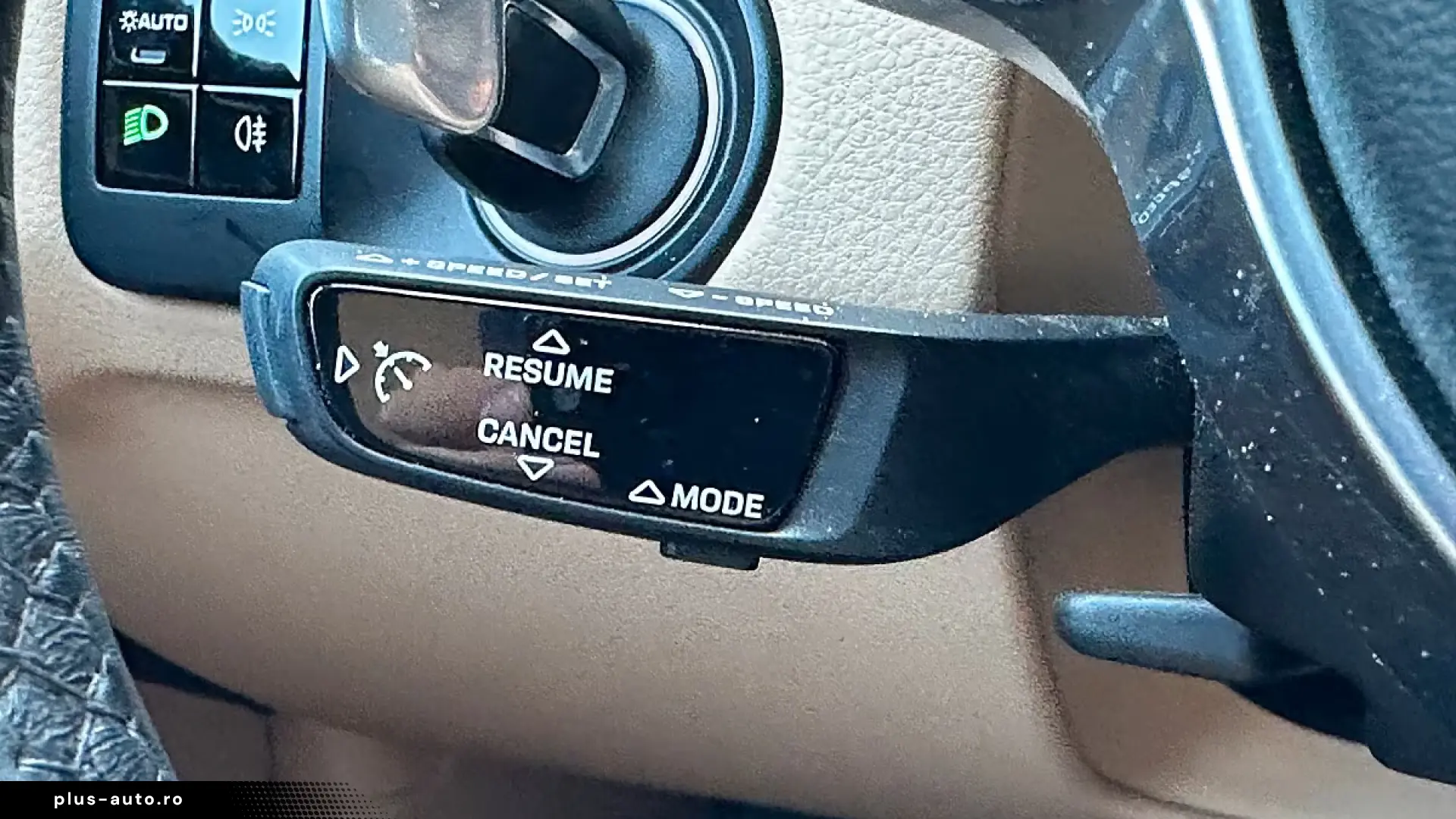 Porsche Cayenne E-Hybrid   Sport Chrono