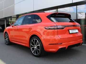 Porsche Cayenne GTS   V8 460 CP