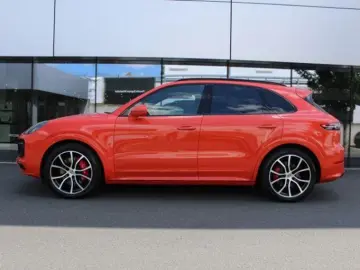 Porsche Cayenne GTS   V8 460 CP