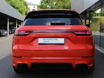 Porsche Cayenne GTS   V8 460 CP