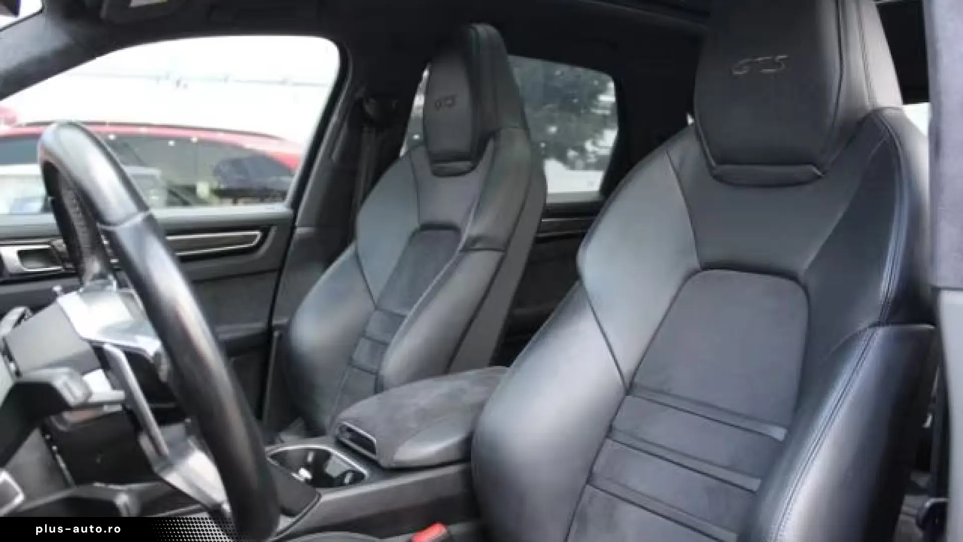 Porsche Cayenne GTS   V8 460 CP