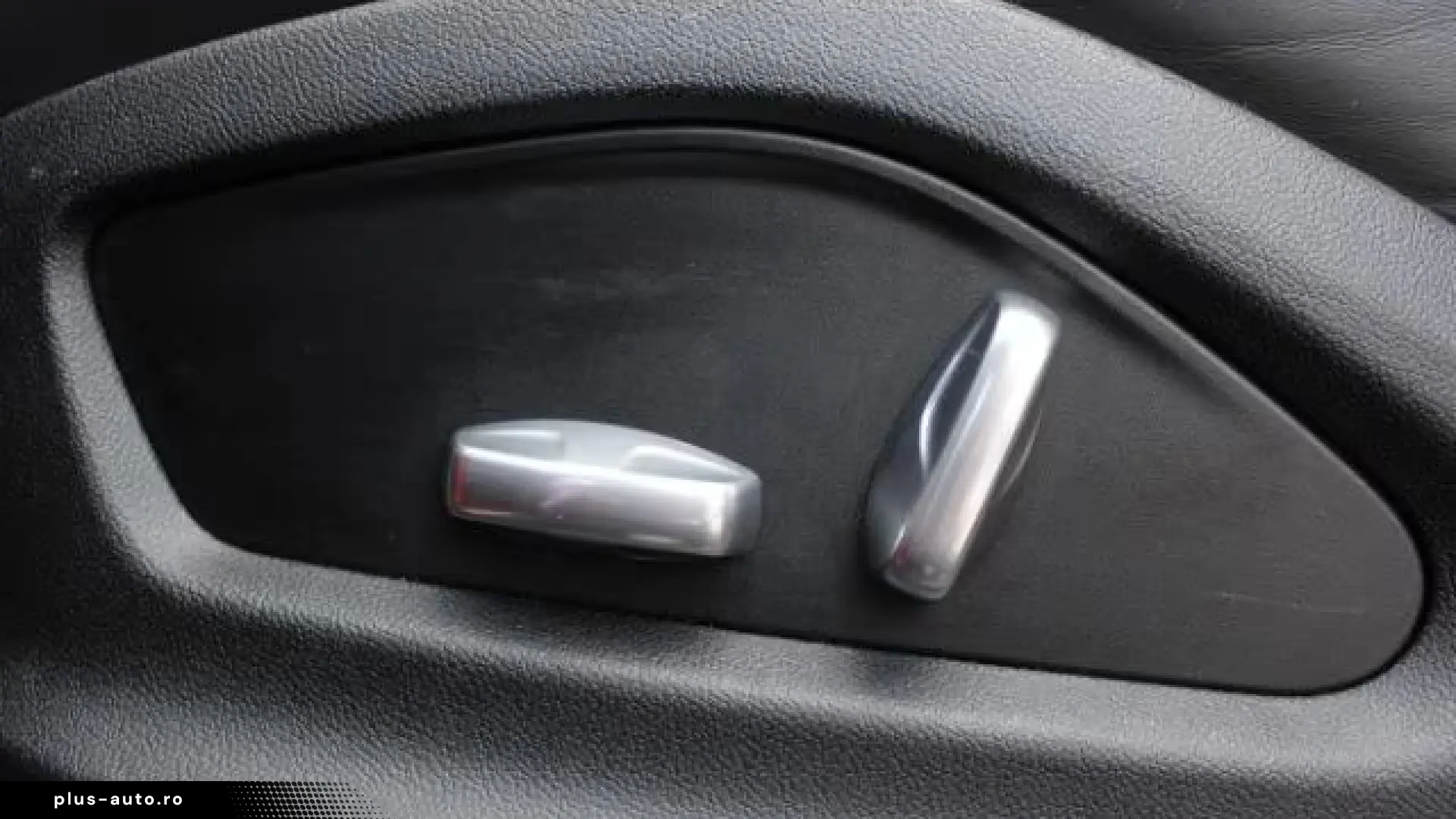 Porsche Cayenne GTS   V8 460 CP