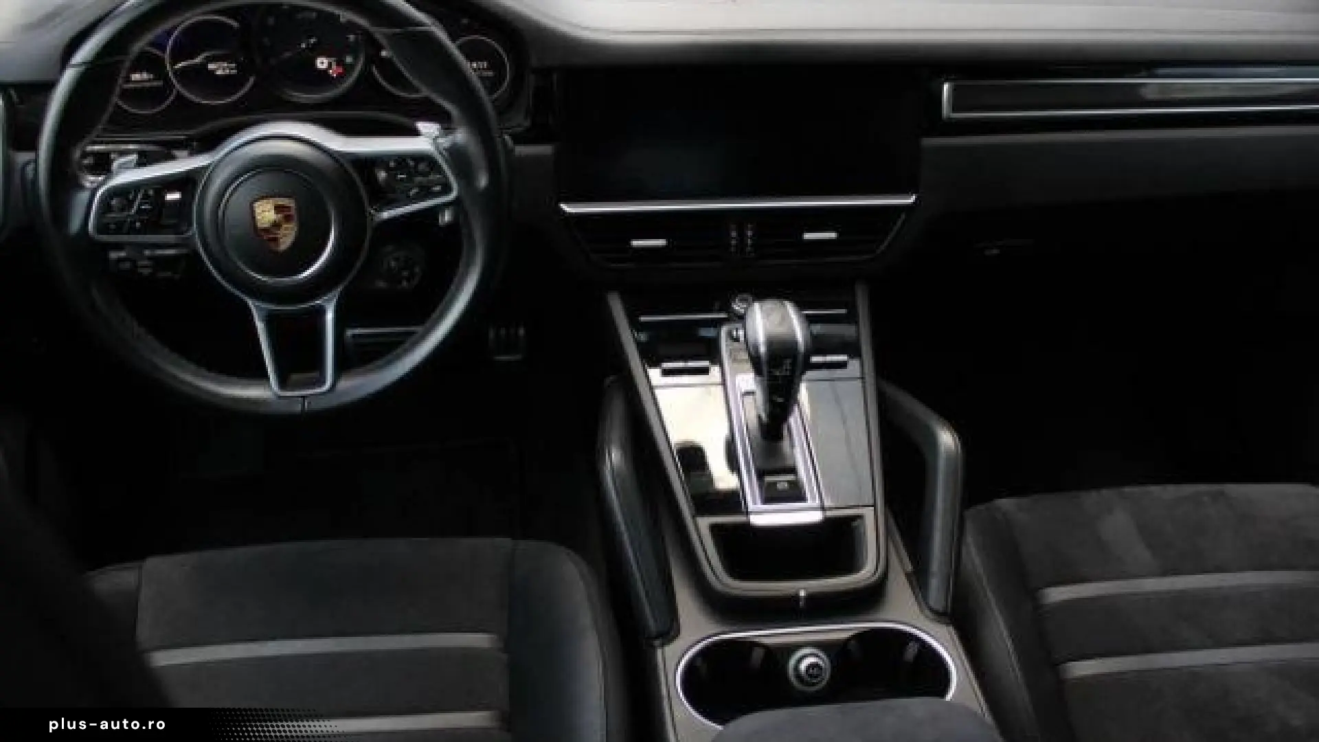 Porsche Cayenne GTS   V8 460 CP