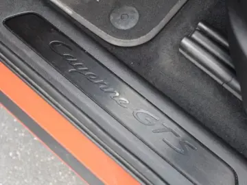 Porsche Cayenne GTS   V8 460 CP