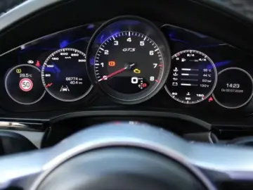 Porsche Cayenne GTS   V8 460 CP
