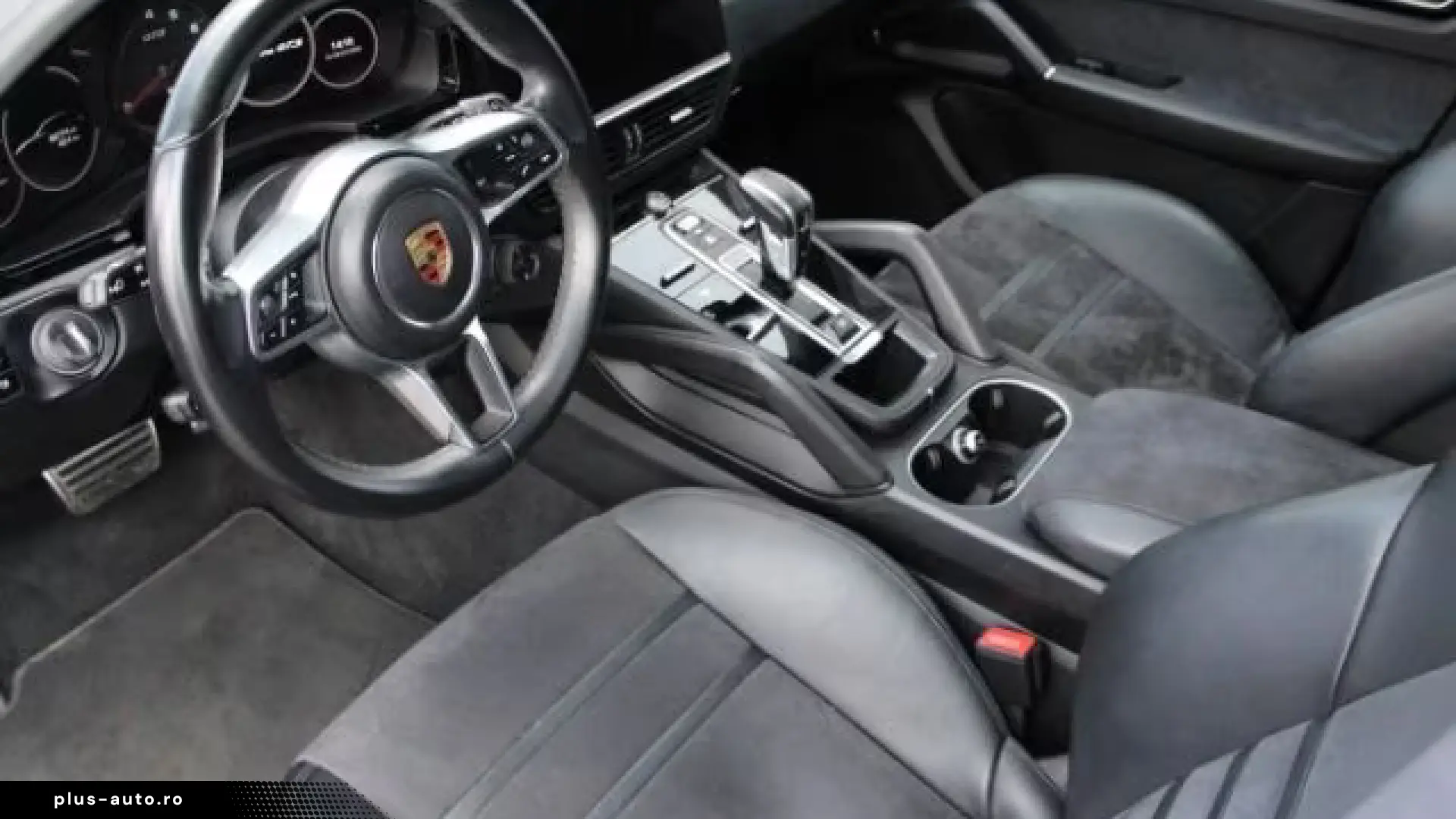 Porsche Cayenne GTS   V8 460 CP