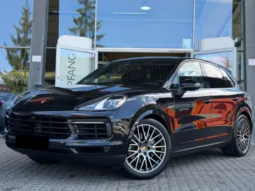 Porsche Cayenne E-Hybrid   Sport Chrono