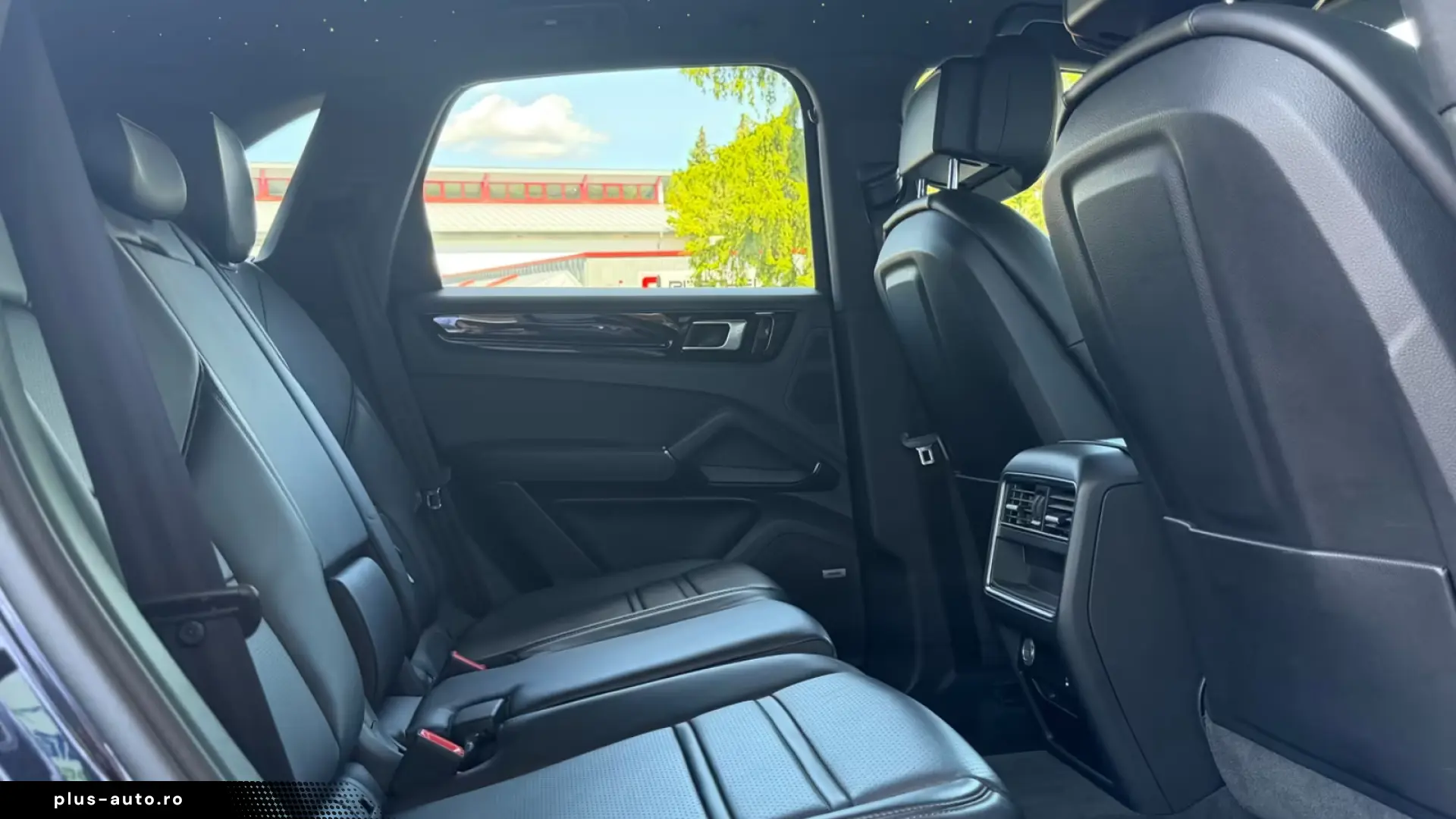 Porsche Cayenne E-Hybrid   Sport Chrono