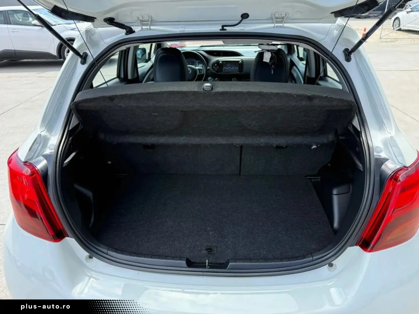 Toyota Yaris Sol 1.5 Hybrid 100Cp Cutie Cvt