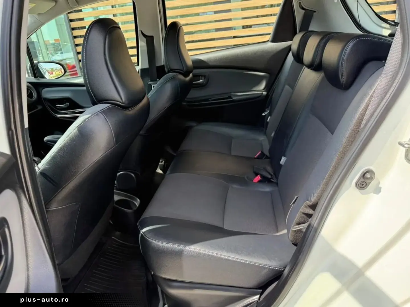 Toyota Yaris Sol 1.5 Hybrid 100Cp Cutie Cvt