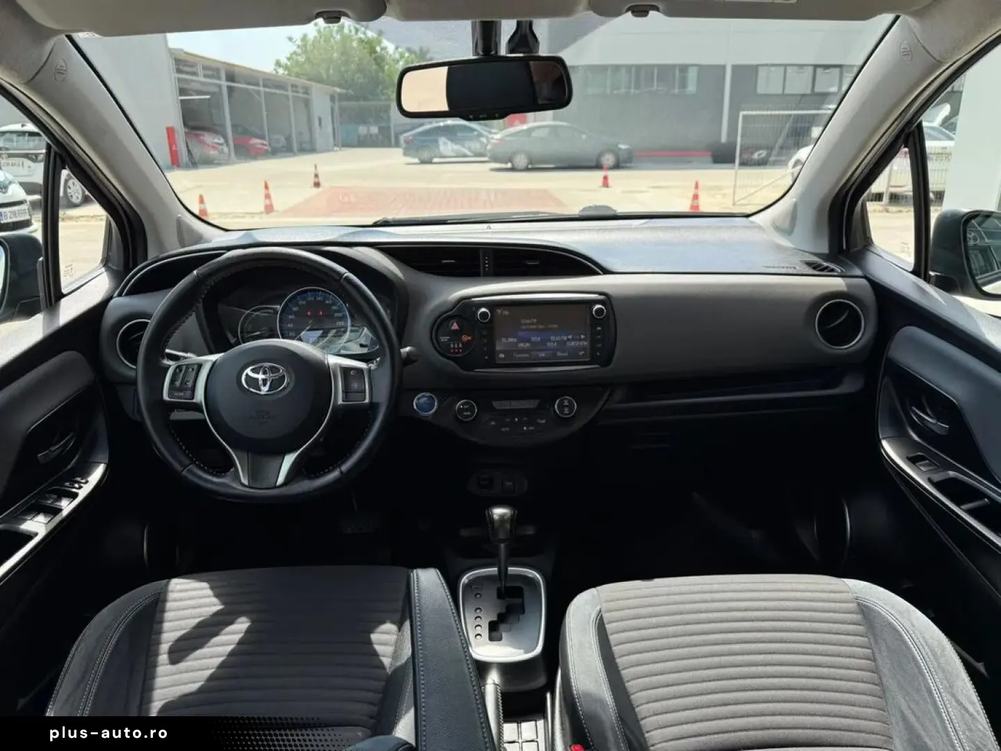 Toyota Yaris Sol 1.5 Hybrid 100Cp Cutie Cvt