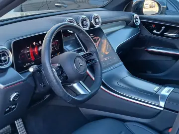 MERCEDES-BENZ GLC200 AMG 4M_360_Pano_Memory_Leder_KE…