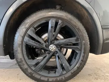 Volkswagen Tiguan R-Line 4M Matrix Navi  ACC DAB DigTacho