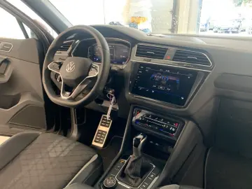 Volkswagen Tiguan R-Line 4M Matrix Navi  ACC DAB DigTacho