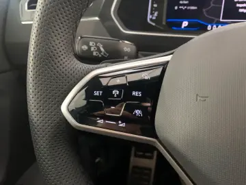 Volkswagen Tiguan R-Line 4M Matrix Navi  ACC DAB DigTacho
