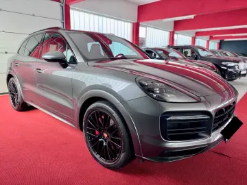 Porsche Cayenne GTS Pano 360