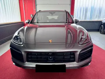 Porsche Cayenne GTS Pano 360
