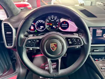 Porsche Cayenne GTS Pano 360