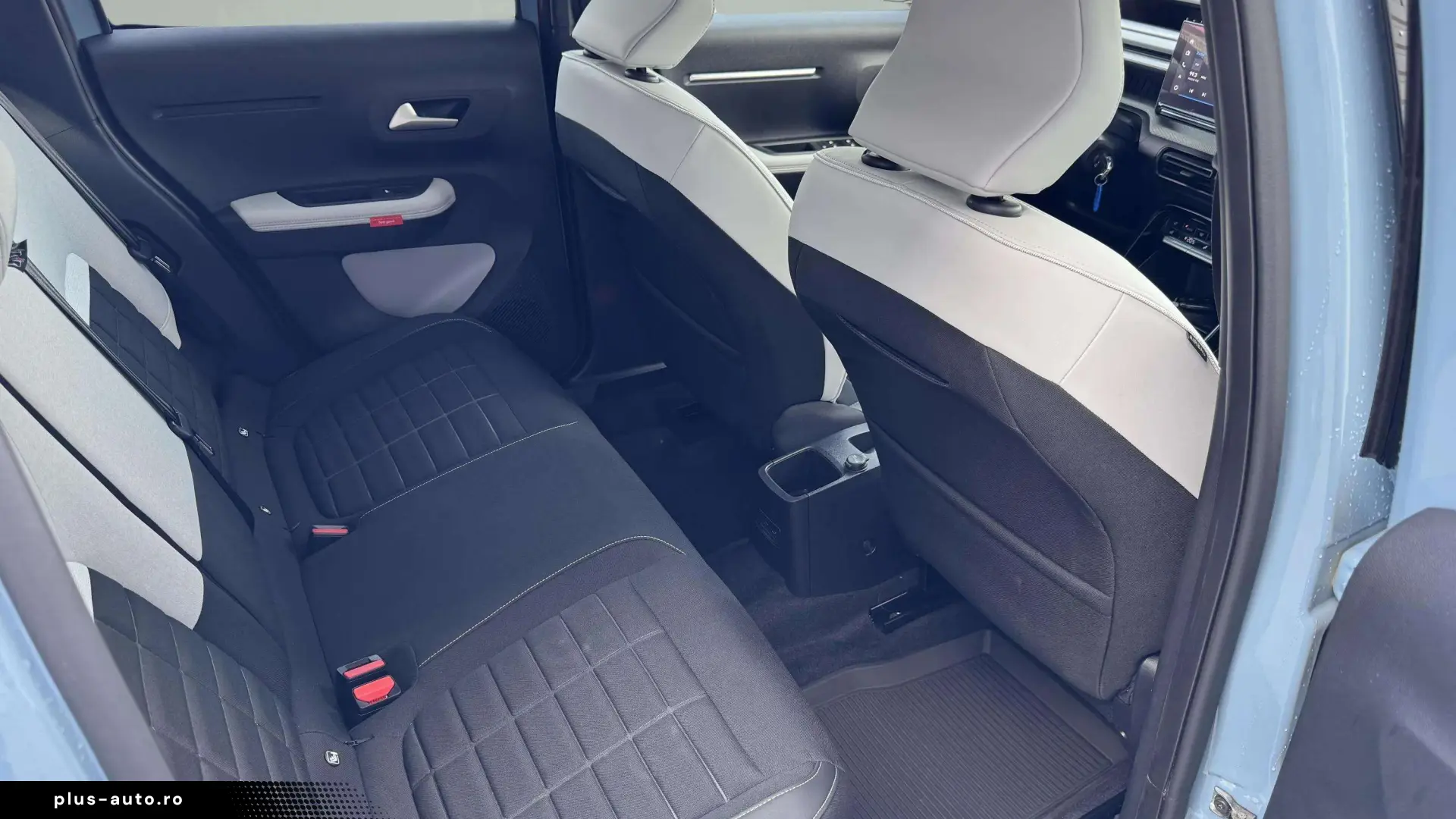 NOUL CITROEN C3 HATCHBACK 5 USI MAX TURBO 100 CP MANUALA