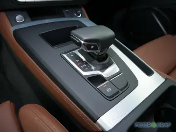 AUDI Q5 55 TFSI e S line quattro Navi  Kamera LED