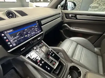 PORSCHE CAYENNE E-HYBRID   4x4   PANORAMIC