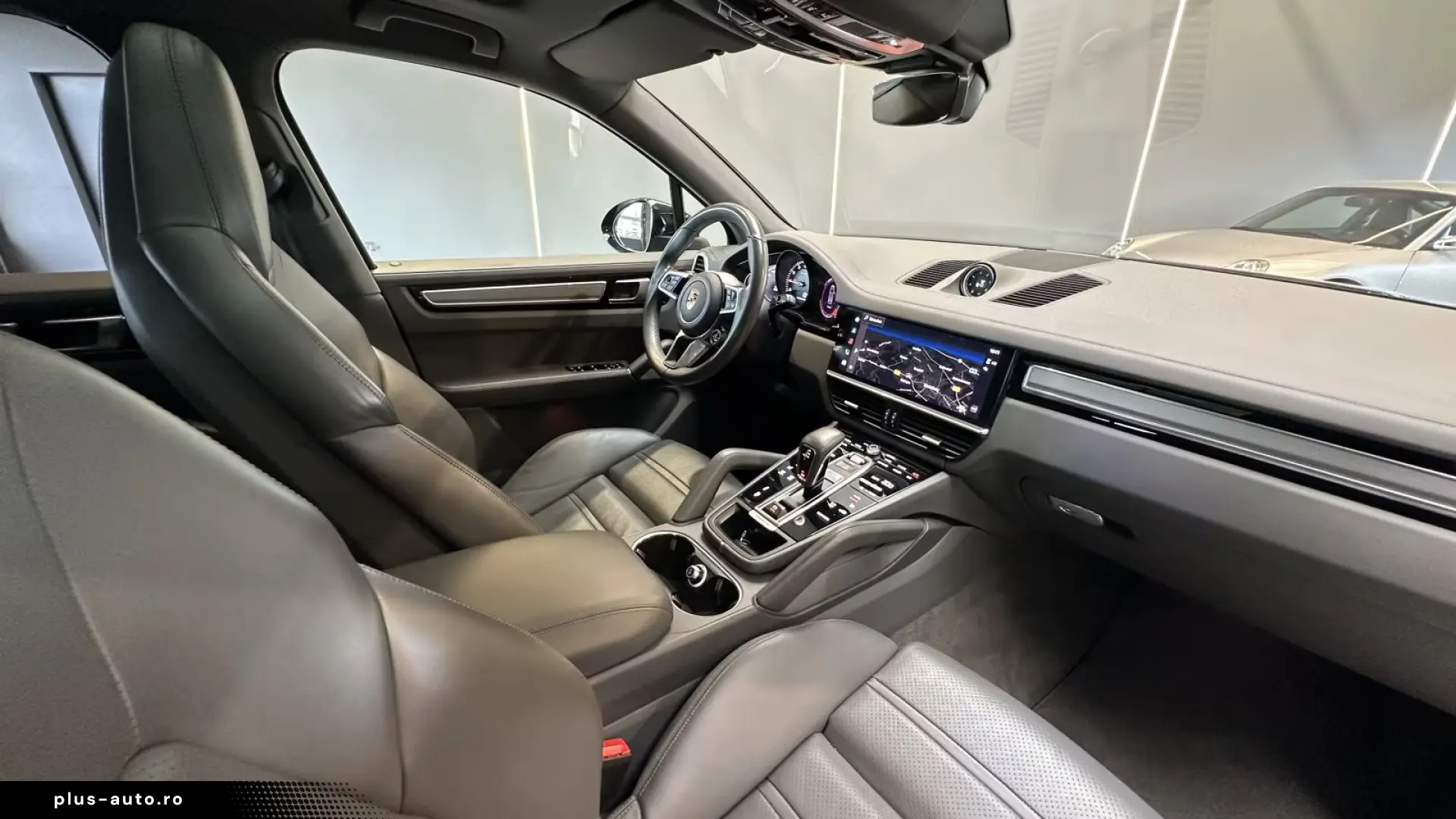 PORSCHE CAYENNE E-HYBRID   4x4   PANORAMIC