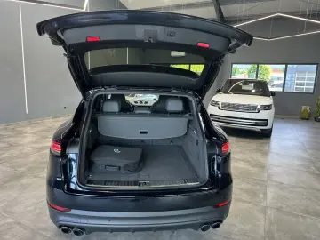 PORSCHE CAYENNE E-HYBRID   4x4   PANORAMIC