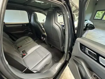 PORSCHE CAYENNE E-HYBRID   4x4   PANORAMIC