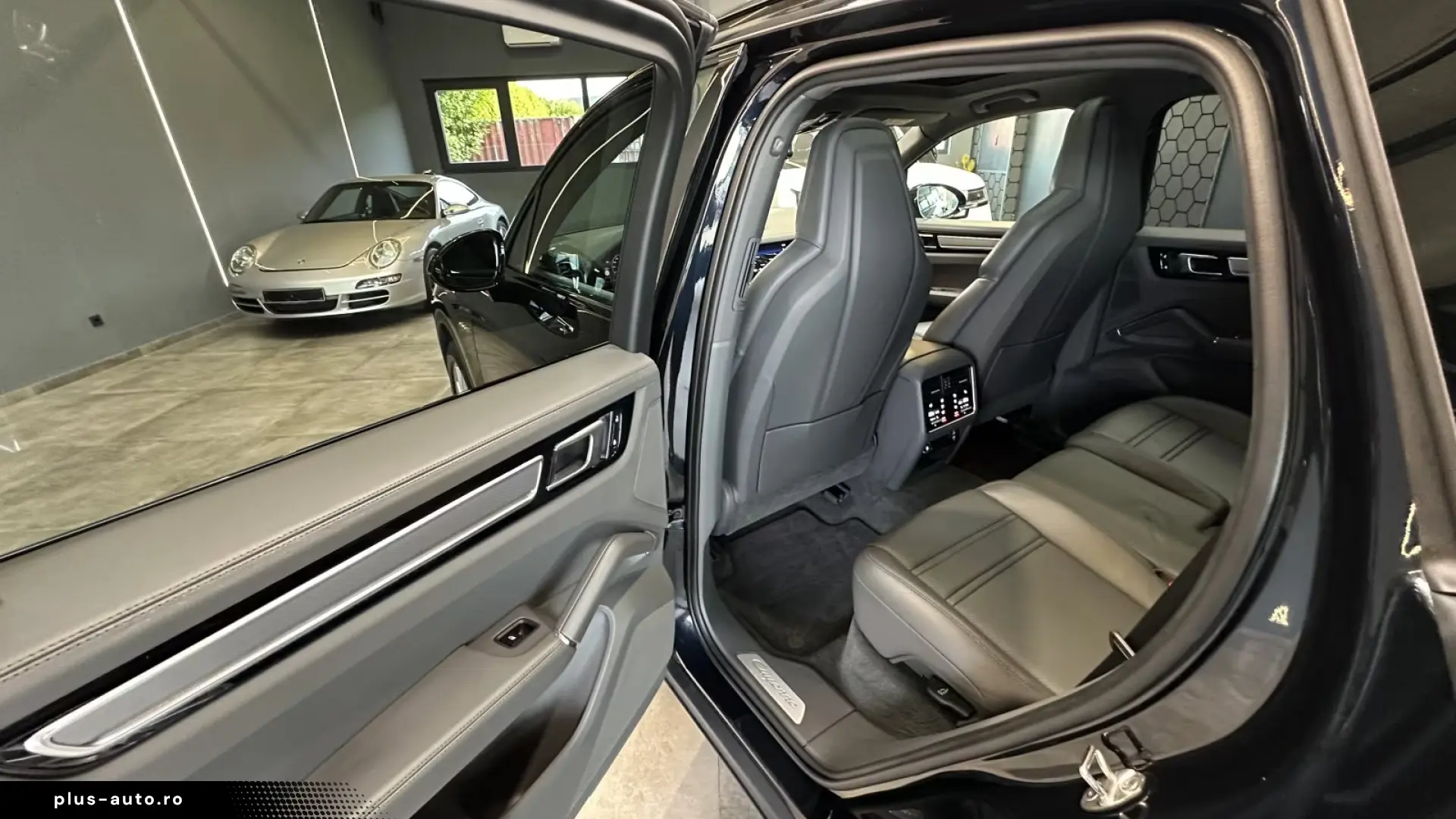 PORSCHE CAYENNE E-HYBRID   4x4   PANORAMIC