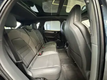 PORSCHE CAYENNE E-HYBRID   4x4   PANORAMIC