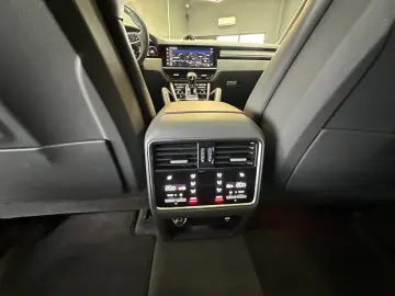 PORSCHE CAYENNE E-HYBRID   4x4   PANORAMIC