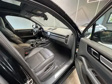 PORSCHE CAYENNE E-HYBRID   4x4   PANORAMIC