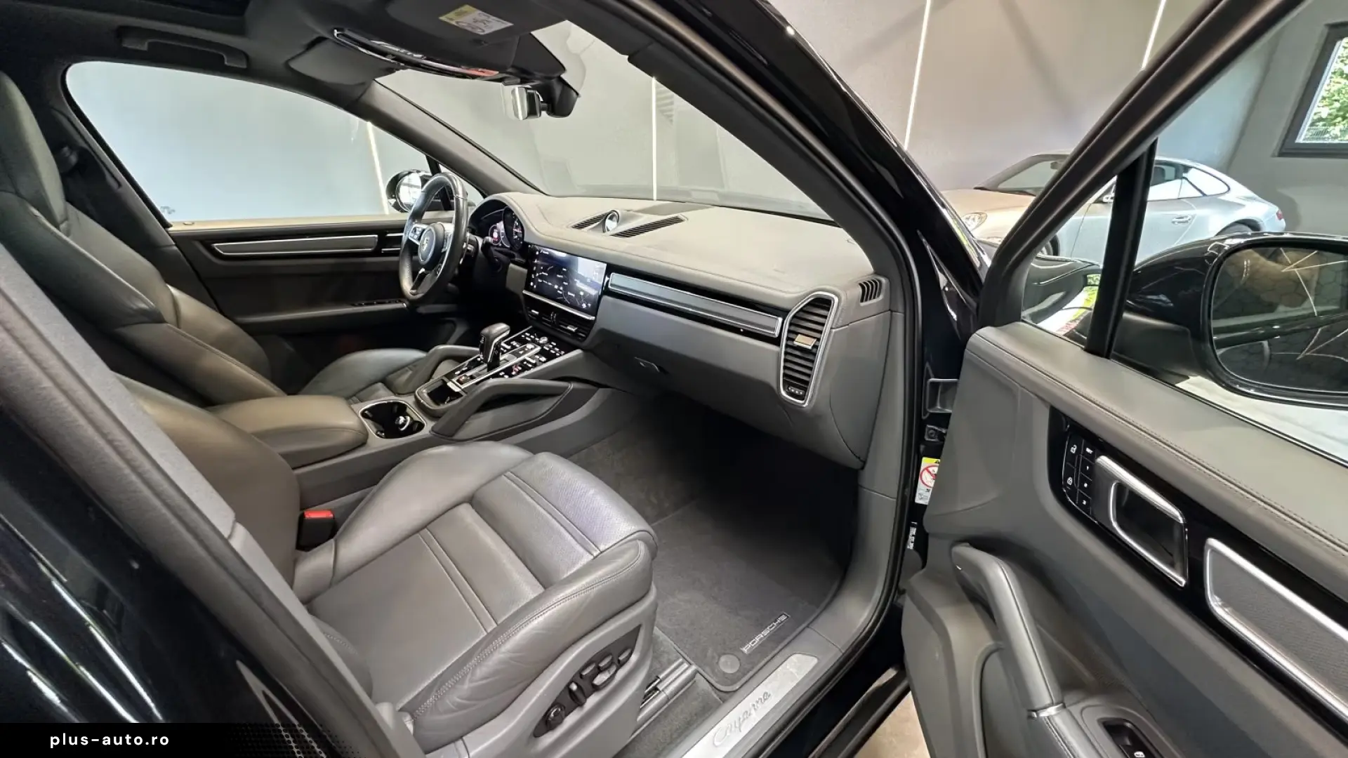 PORSCHE CAYENNE E-HYBRID   4x4   PANORAMIC