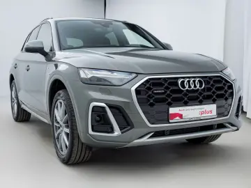 AUDI Q5 50 TFSI e S-LINE MATRIX