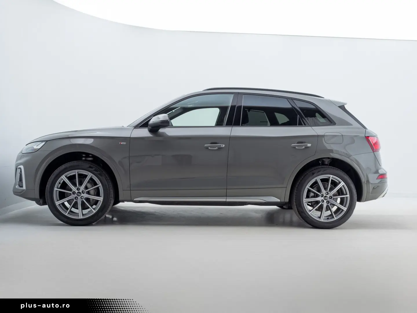 AUDI Q5 50 TFSI e S-LINE MATRIX