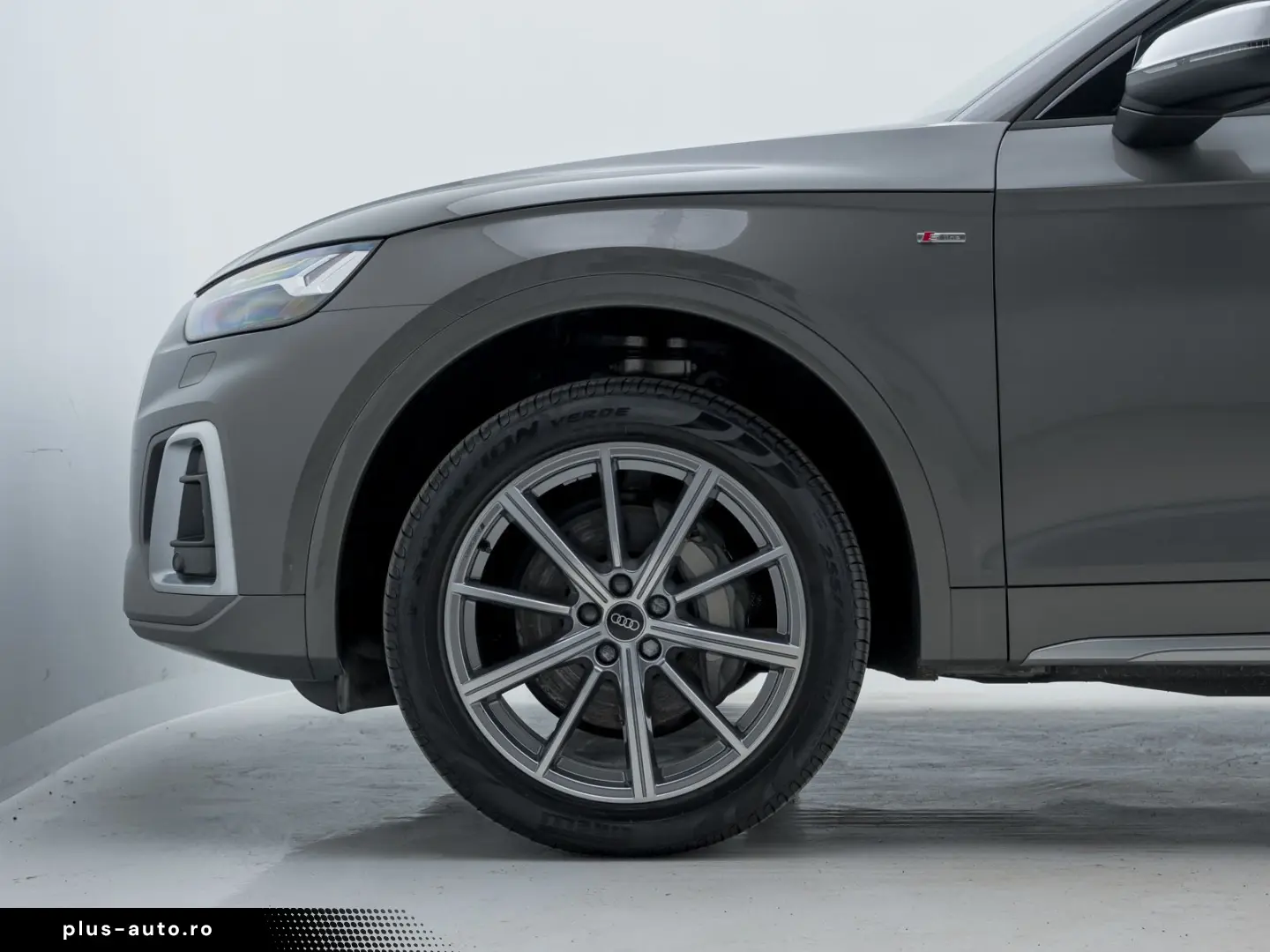 AUDI Q5 50 TFSI e S-LINE MATRIX
