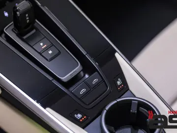 Porsche 911 992 Targa 4 S Heritage Design Edition 1of992