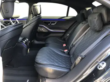 MERCEDES-BENZ S 580 e Limousine lang AMG MBUX Burm Night HUD